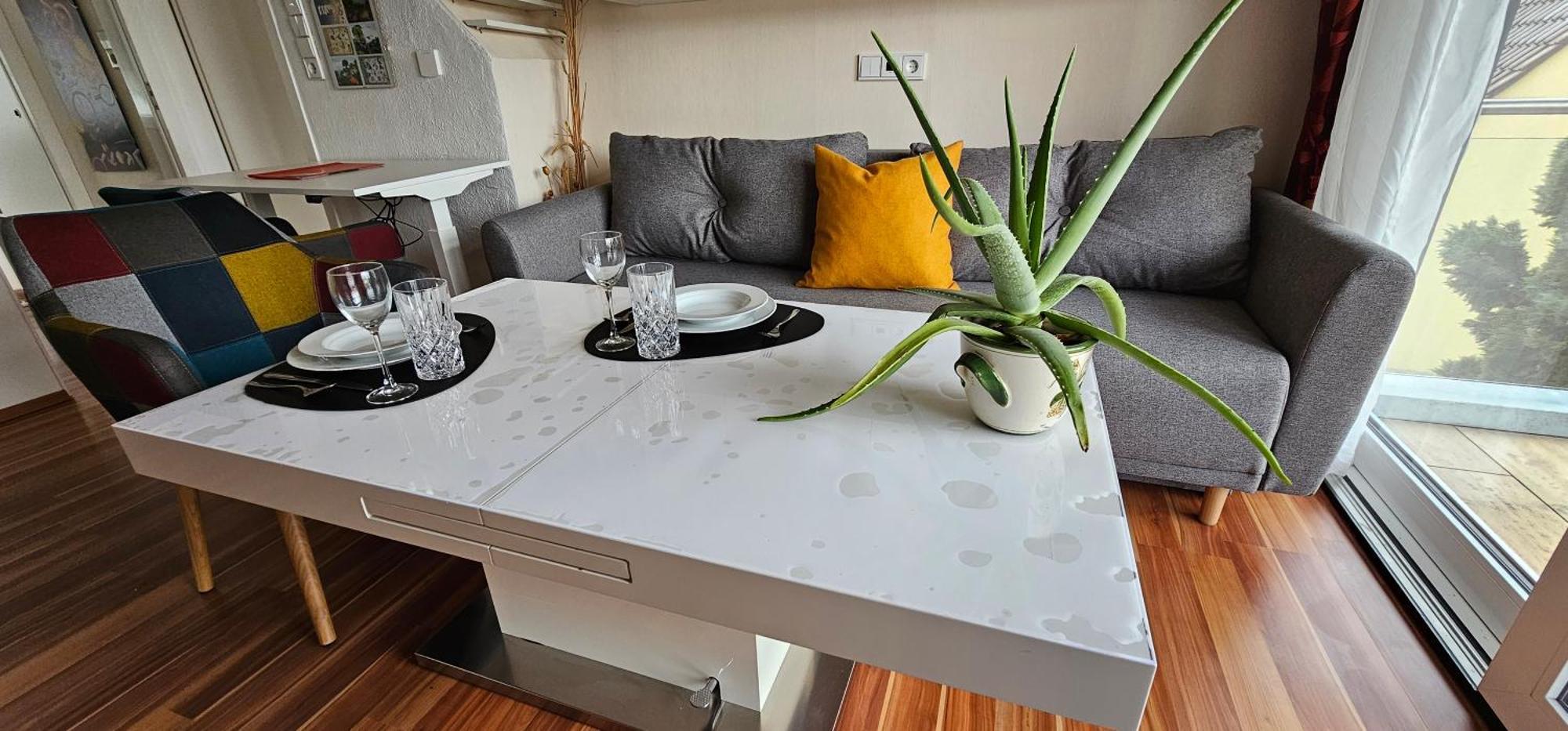 Apartment The Smart Living Nest